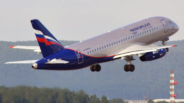 Мэр Сургута хочет повлиять на решение «Аэрофлота» об отмене рейсов в Москву